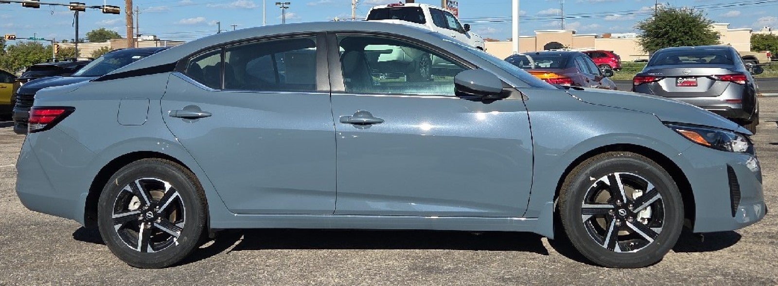 2025 Nissan Sentra — side profile view